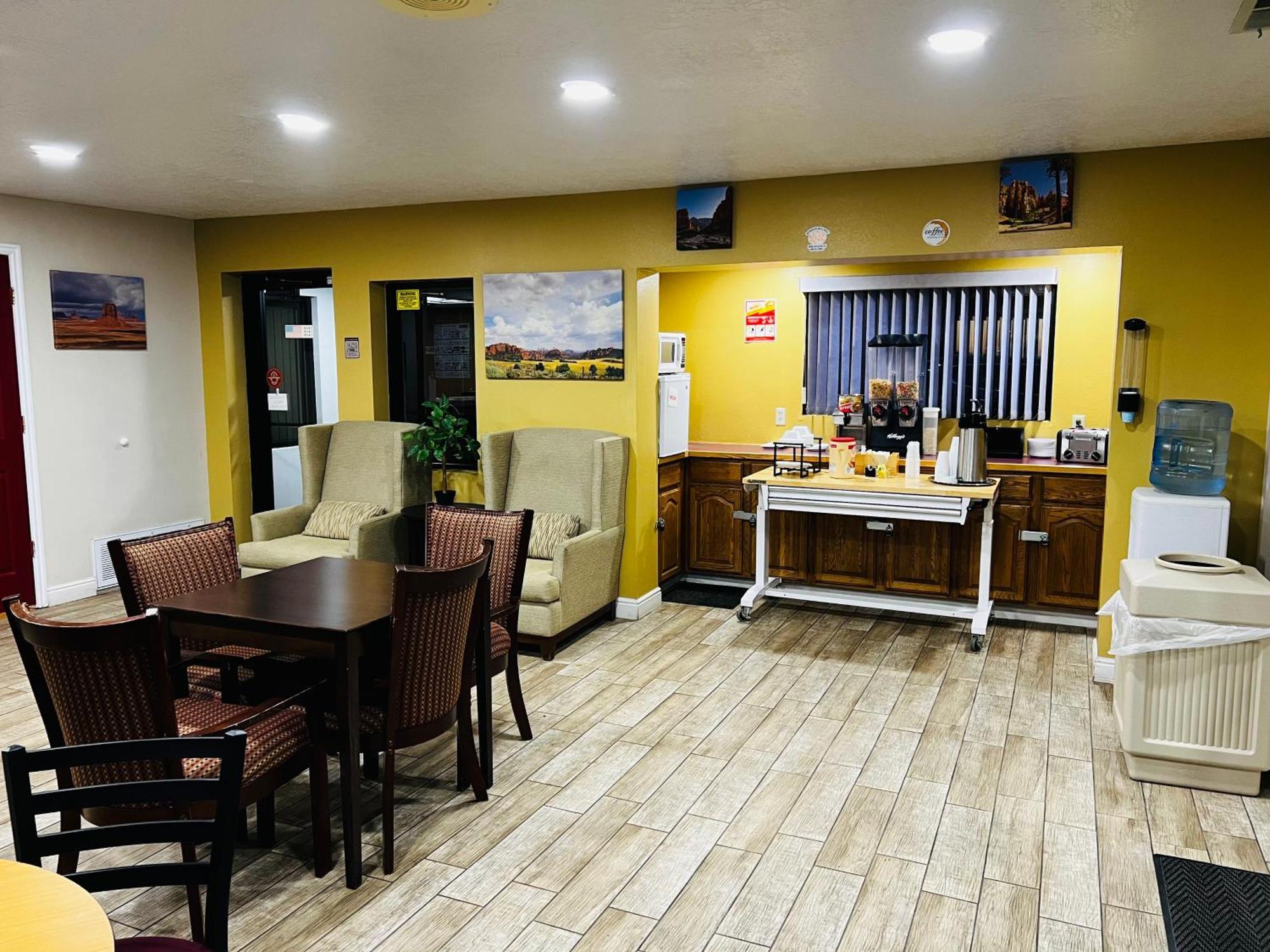 Cedar Lodge مدينة سيدار المظهر الخارجي الصورة