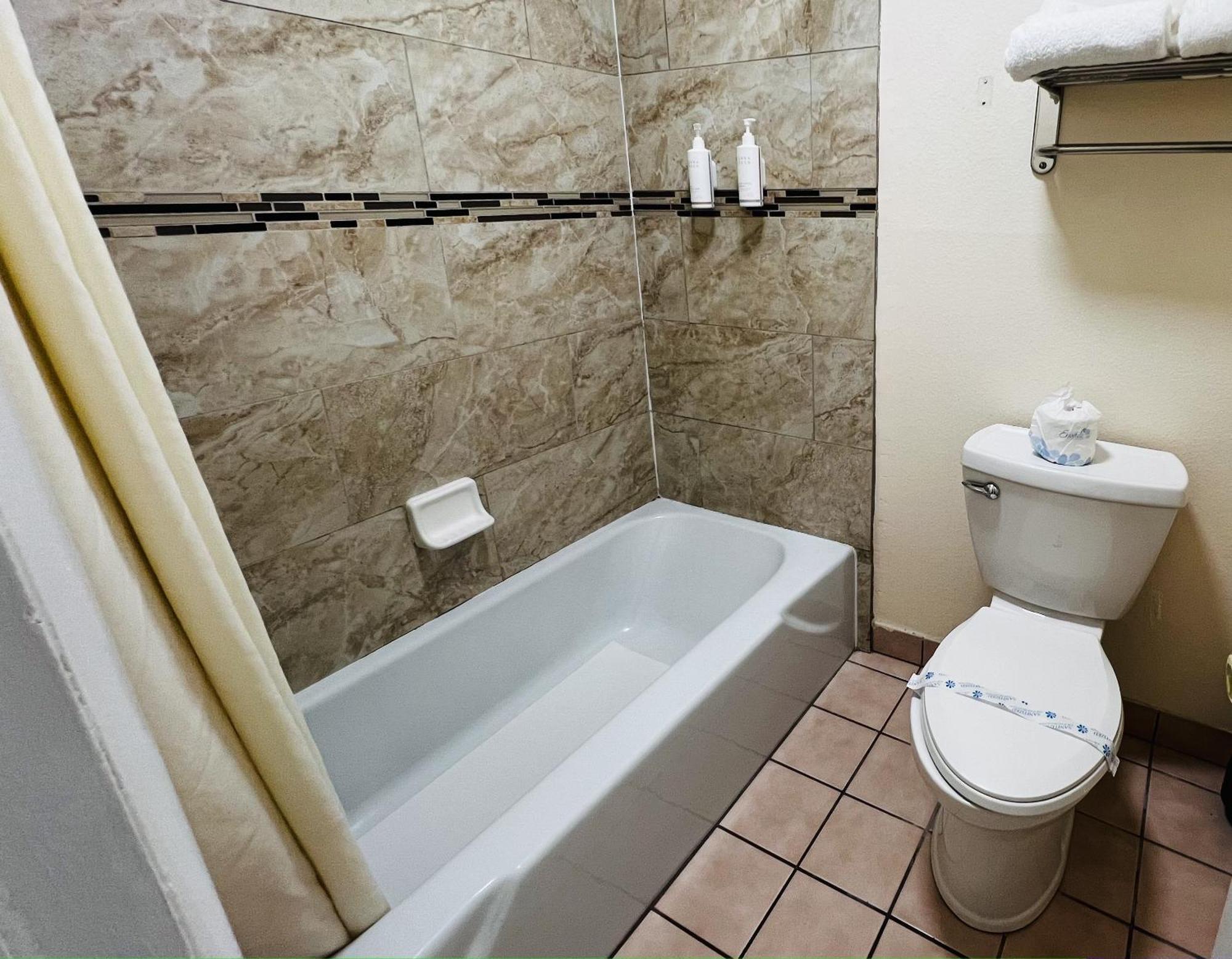 Cedar Lodge مدينة سيدار المظهر الخارجي الصورة